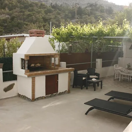 Διαμέρισμα Kiki Stegna